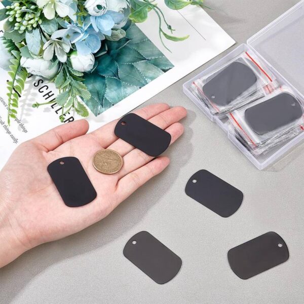 1694140099657-3cd361a20d924aa0a40e0dccc5b4b609-goods.jpeg Rectangle Metal Pendant - Anodized black